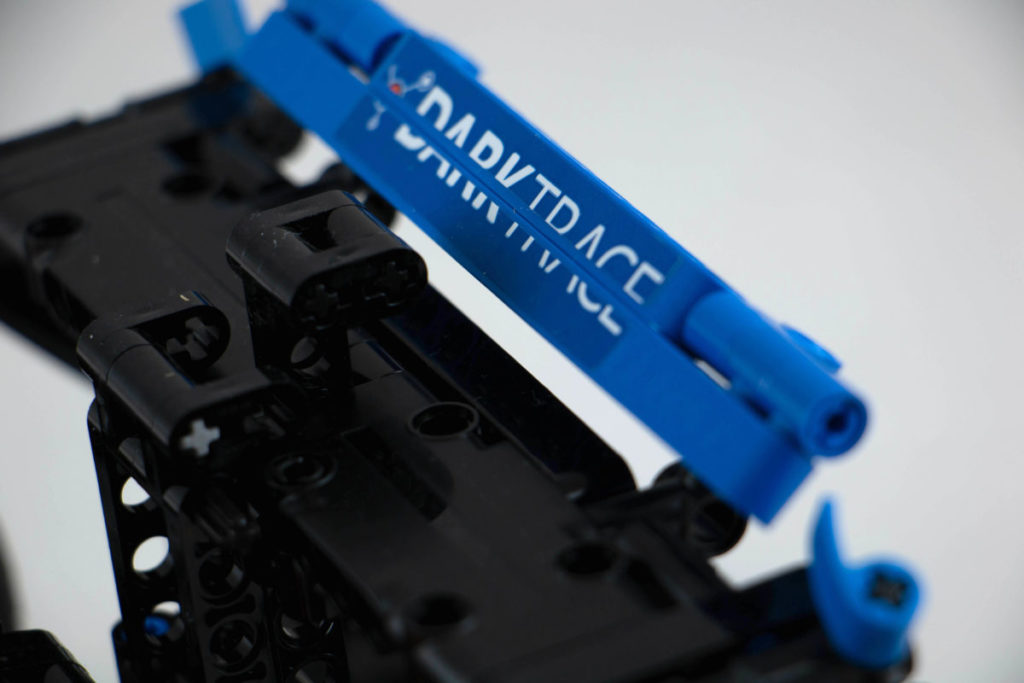 LEGO Technic 42141 McLaren Formula 1 Race Car review 17 1024x683