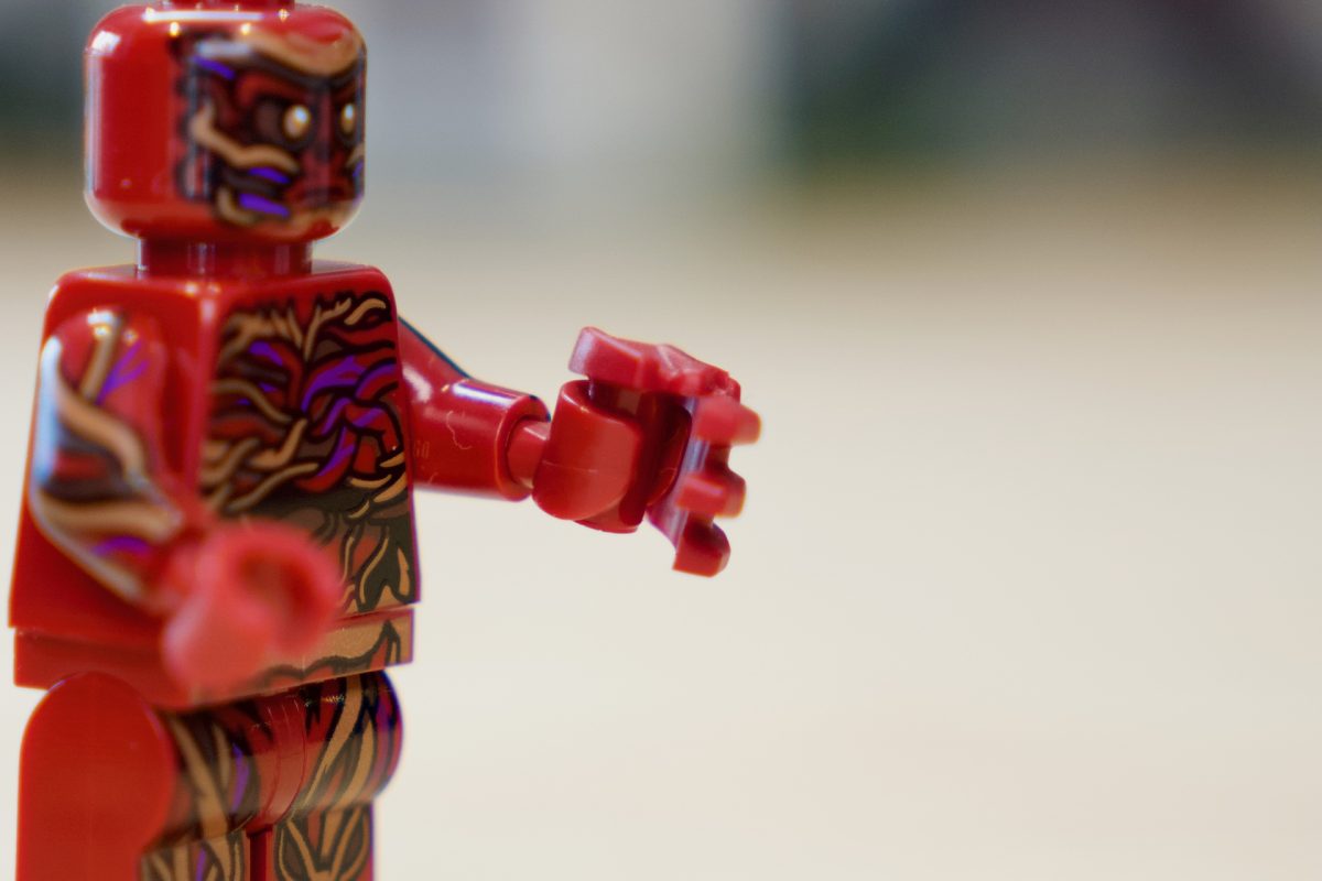 LEGO Icons 11370 Stranger Things The Creel House review 49 1200x800
