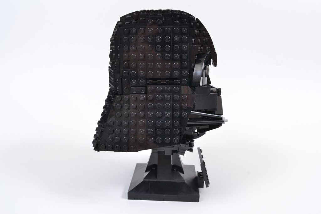 LEGO Star Wars 75304 Darth Vader 7 1024x683