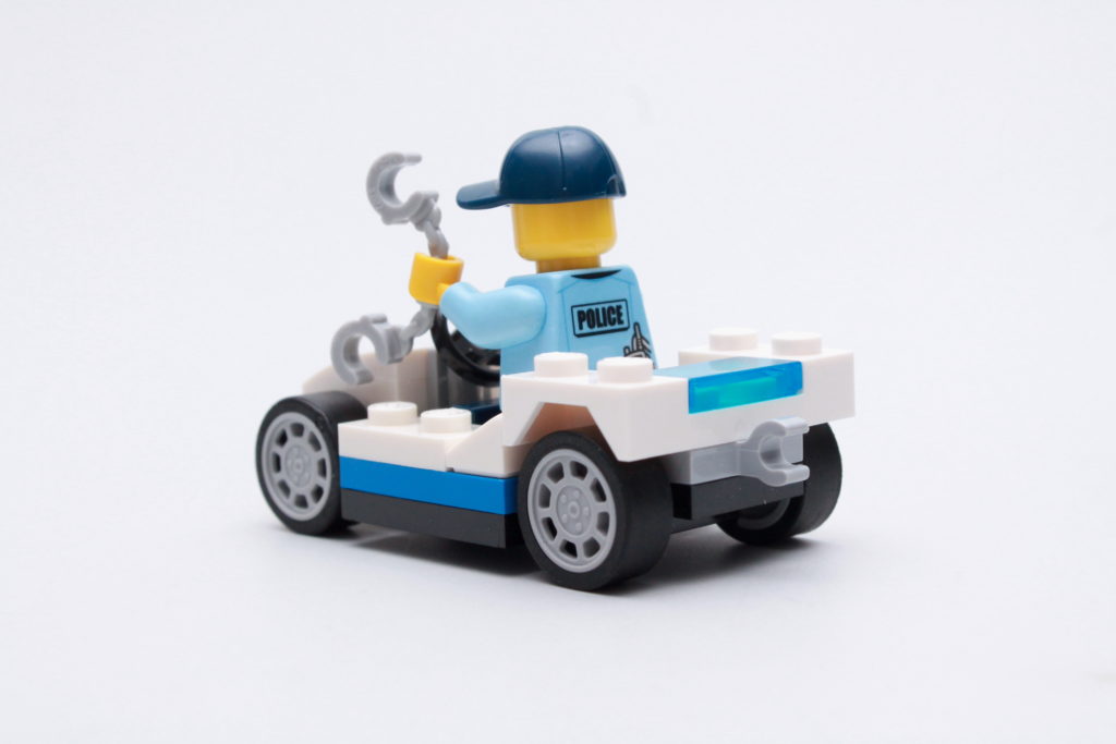 LEGO CITY magazine Issue 36 17