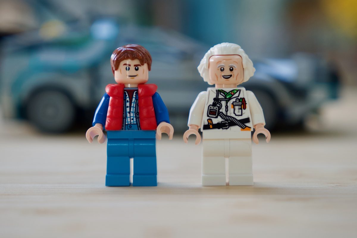 LEGO 77256 Time Machine from Back to the Future review 14 1200x800