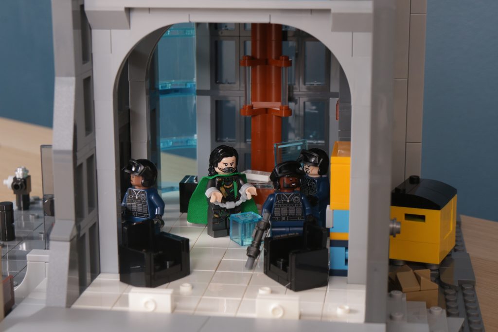 LEGO Marvel 76269 Avengers Tower review 62 1024x683