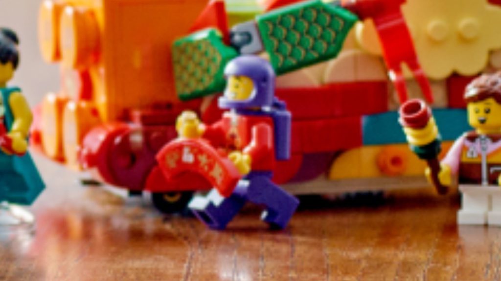 lego 80111 lunar new year parade lifestyle purple minifigure featured 1024x576