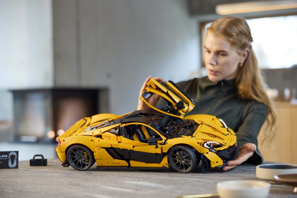 LEGO Technic 42172 McLaren P1 5 1024x683