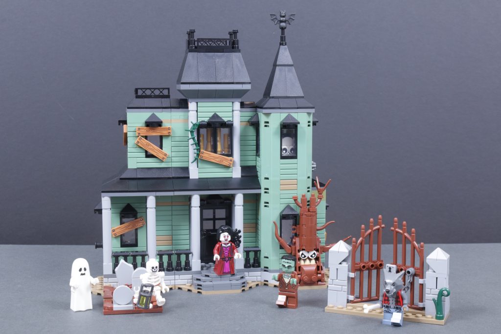 LEGO Creator 3 in 1 31167 Haunted Mansion review 2 1024x683