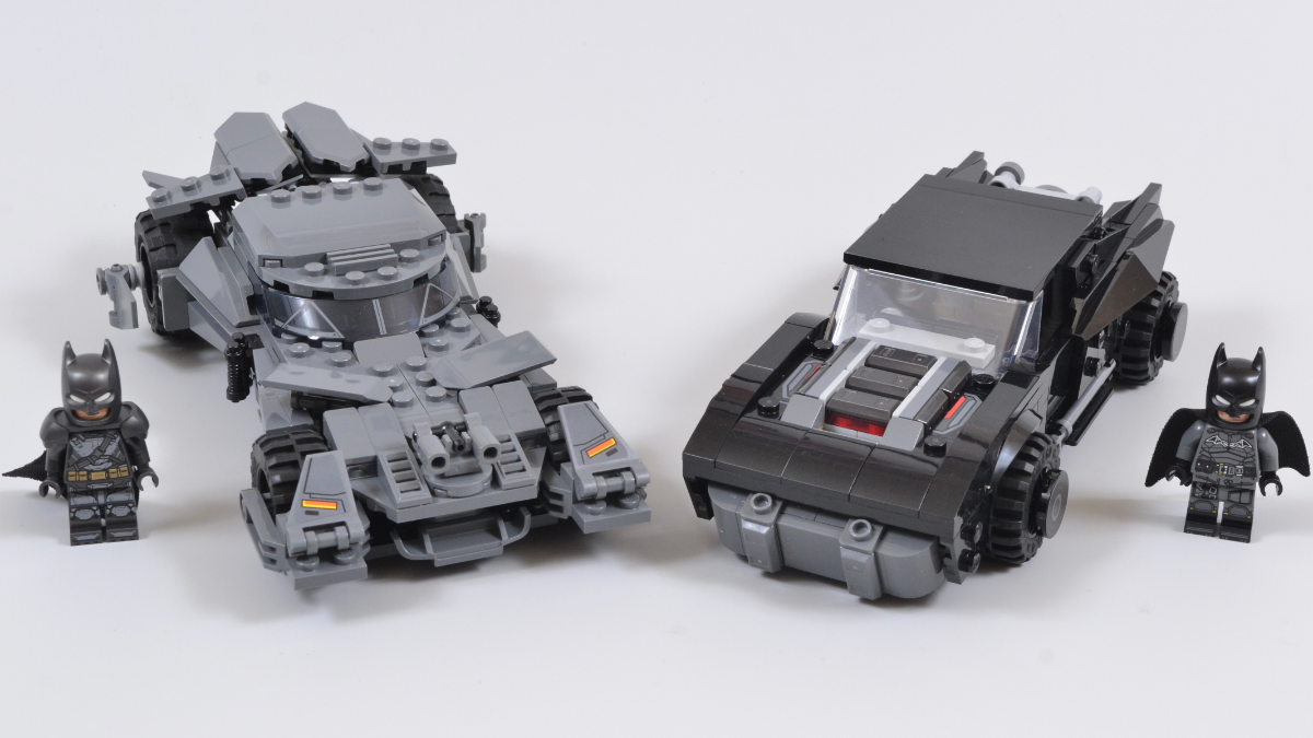 LEGO Batman 76331 Batmobile 76332 Batmobile featured